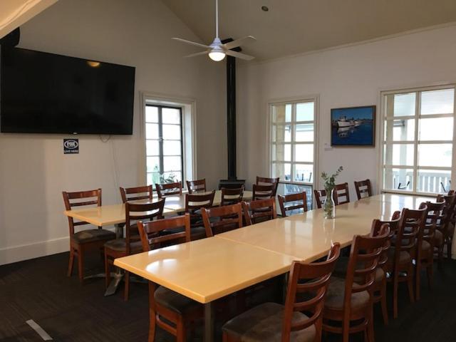 Caledonian Inn Robe Buitenkant foto
